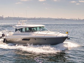2019 Tiara Yachts 44 Coupe kaufen