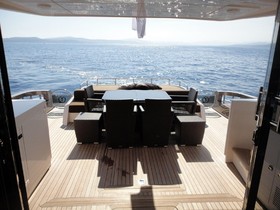 2011 Queens Yachts 86 Sport-Fly