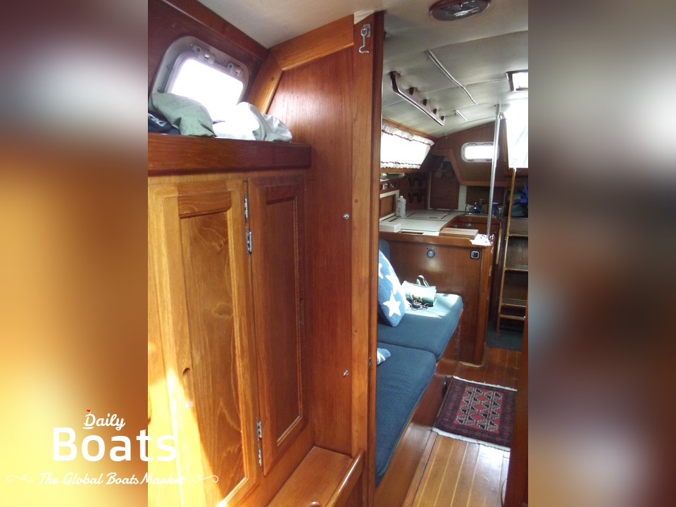 1985 Ericson 353 for sale. View price, photos and Buy 1985 Ericson 35