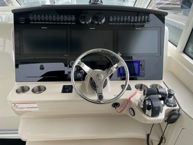 2019 Boston Whaler 380 Realm na prodej