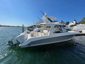 2019 Boston Whaler 380 Realm for sale
