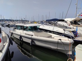 Axopar Boats 37