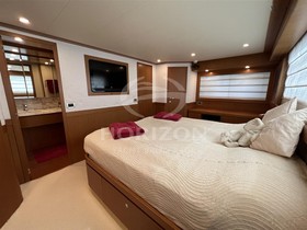 2010 Ferretti Yachts Altura 84 til salgs