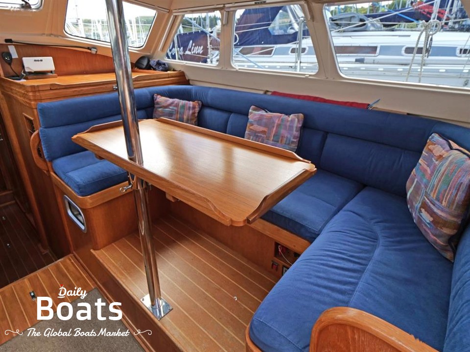 2001 Vancouver 34 Pilot House for sale. View price, photos and Buy 2001