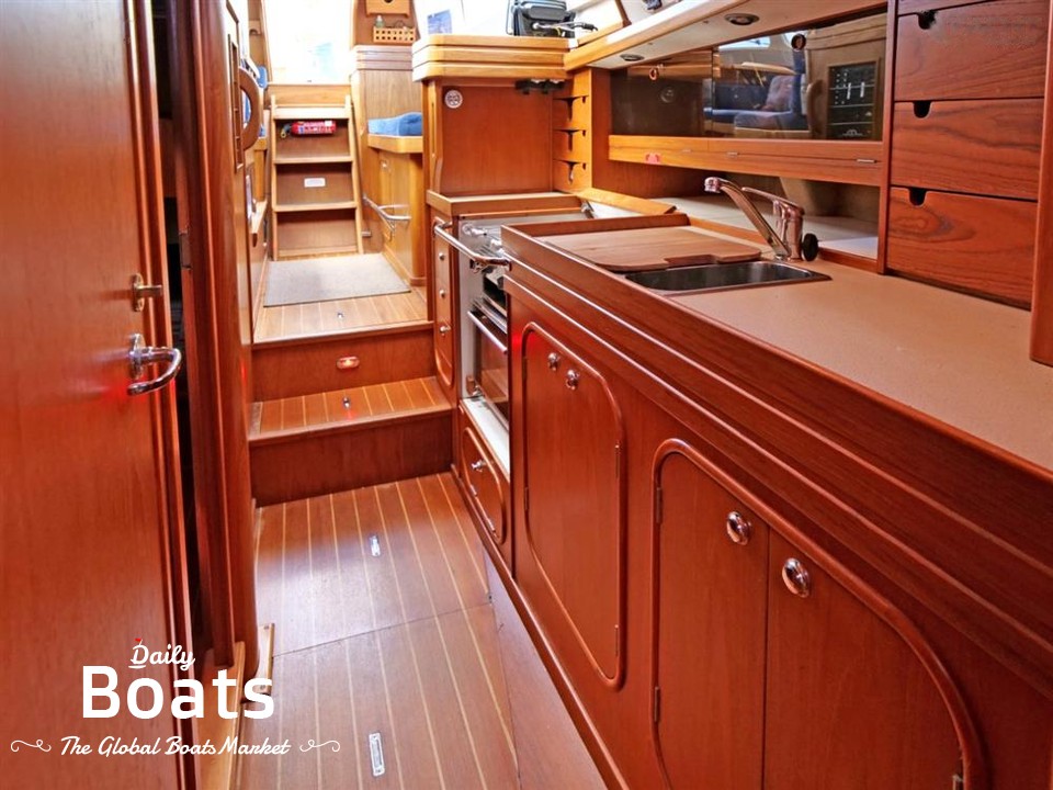 2001 Vancouver 34 Pilot House for sale. View price, photos and Buy 2001