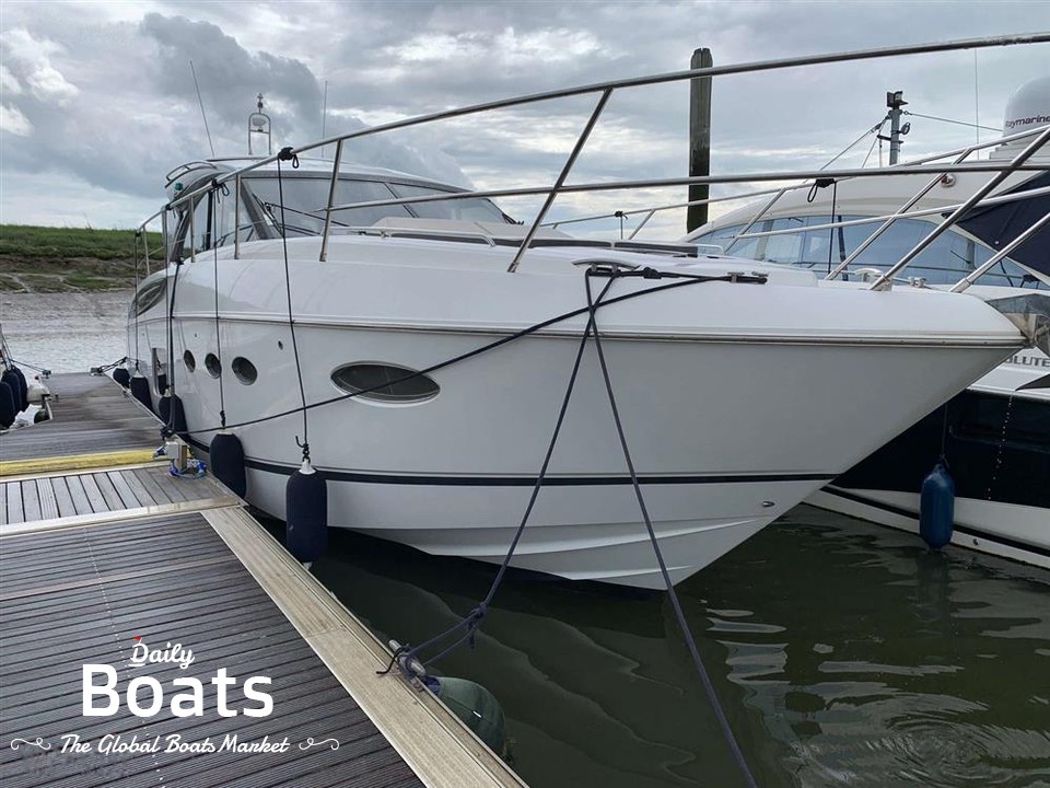 2016 Princess V48 Deck