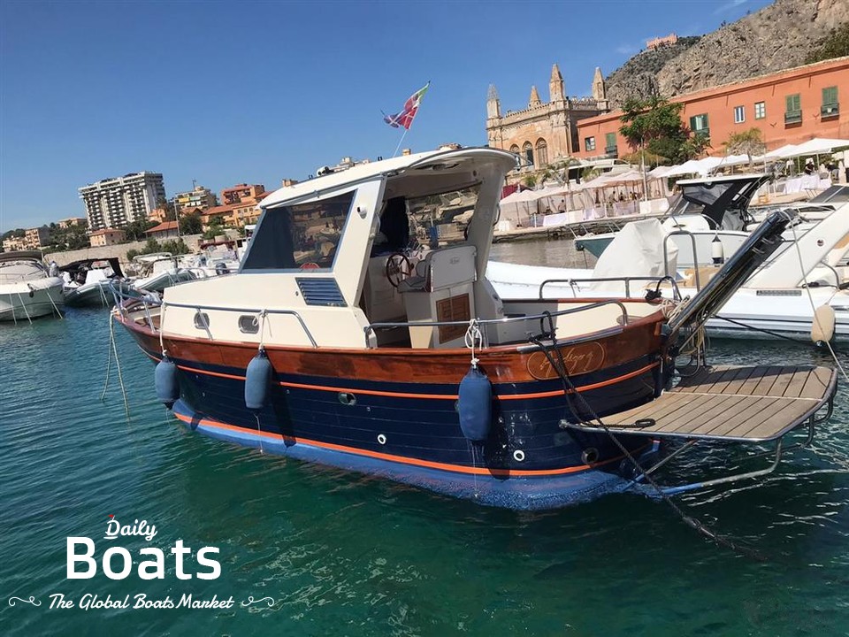 Di luccia di luccia 28 orione cabin for sale Daily Boats