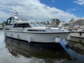 Broom Ocean 42