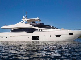 Ferretti Yachts 870