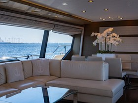 2013 Ferretti Yachts 870