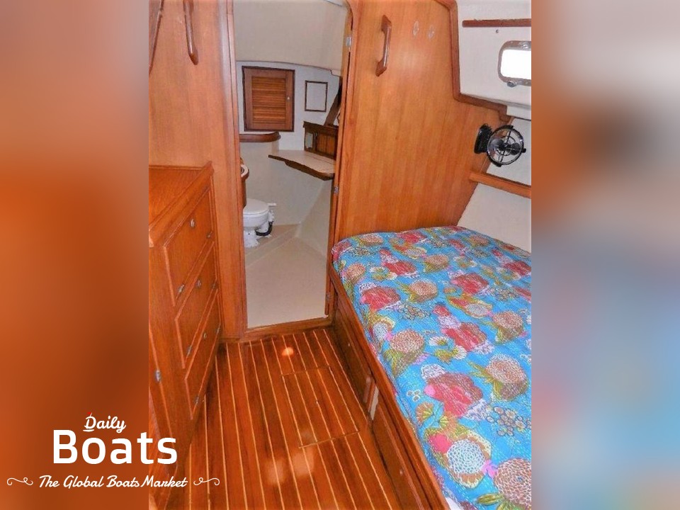 1996 Island Packet Yachts 27 for sale. View price, photos and Buy 1996