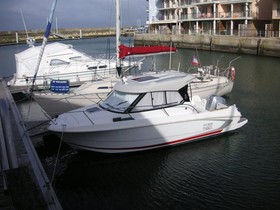 Bénéteau Boats Antares 780