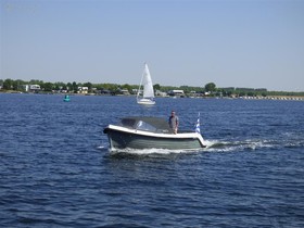 Buy 2015 Intender 760
