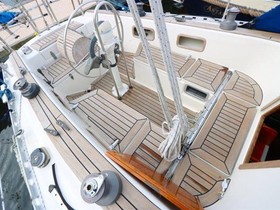 1980 Aphrodite 34