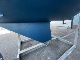 1980 Aphrodite 34
