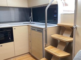 2018 Princess V40