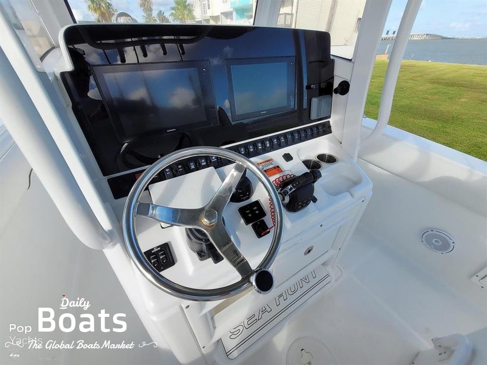 2018 Sea Hunt Boats Game Fish 30 for sale. View price, photos and Buy