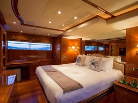 2009 Benetti Yachts 85 Legend на продажу
