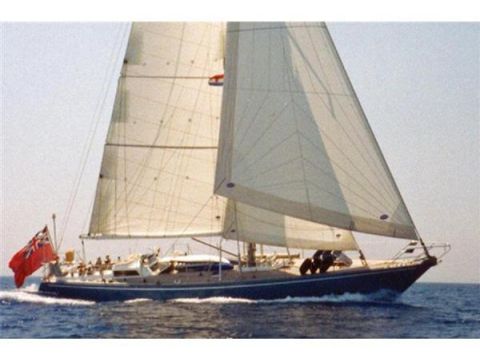 Camper & Nicholsons 60