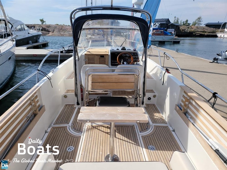 2001 Nimbus 26 Nova for sale. View price, photos and Buy 2001 Nimbus 26 ...
