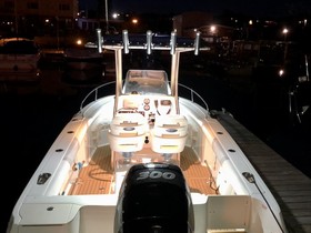 2011 Boston Whaler Boats 220 Outrage