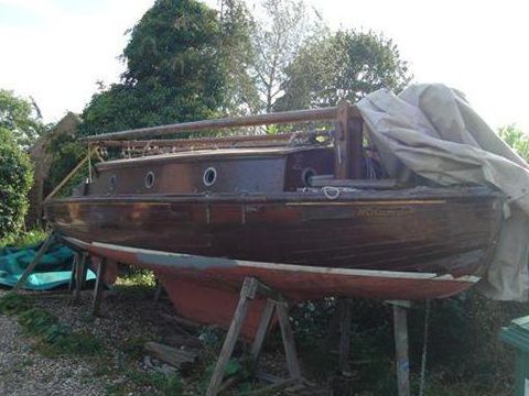  Traditional Norfolk Broads Yacht