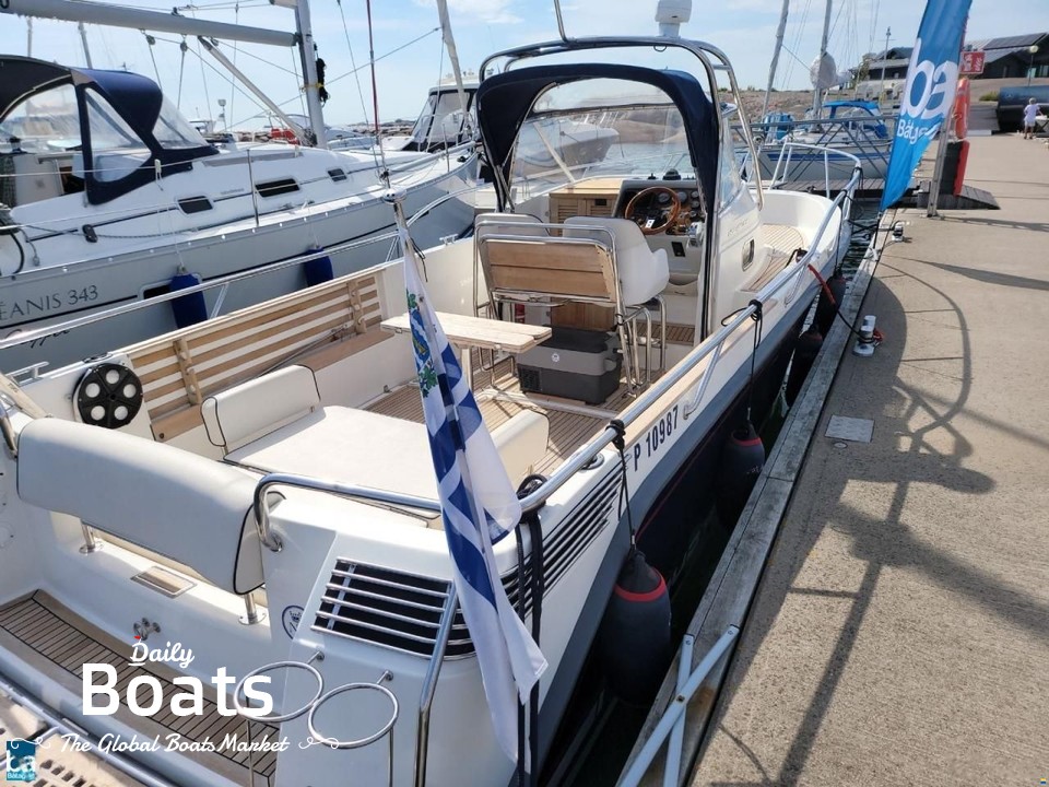 2001 Nimbus 26 Nova for sale. View price, photos and Buy 2001 Nimbus 26 ...