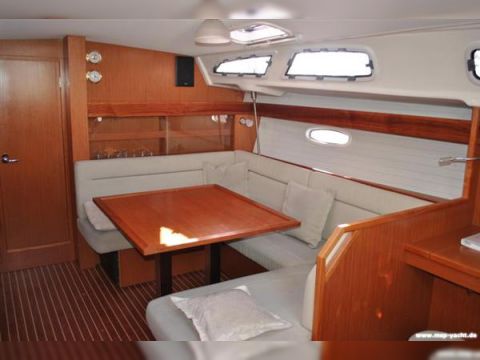 2009 Bavaria 43 for sale