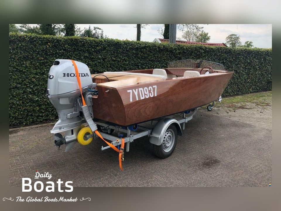 2020  Malahini Runabout
