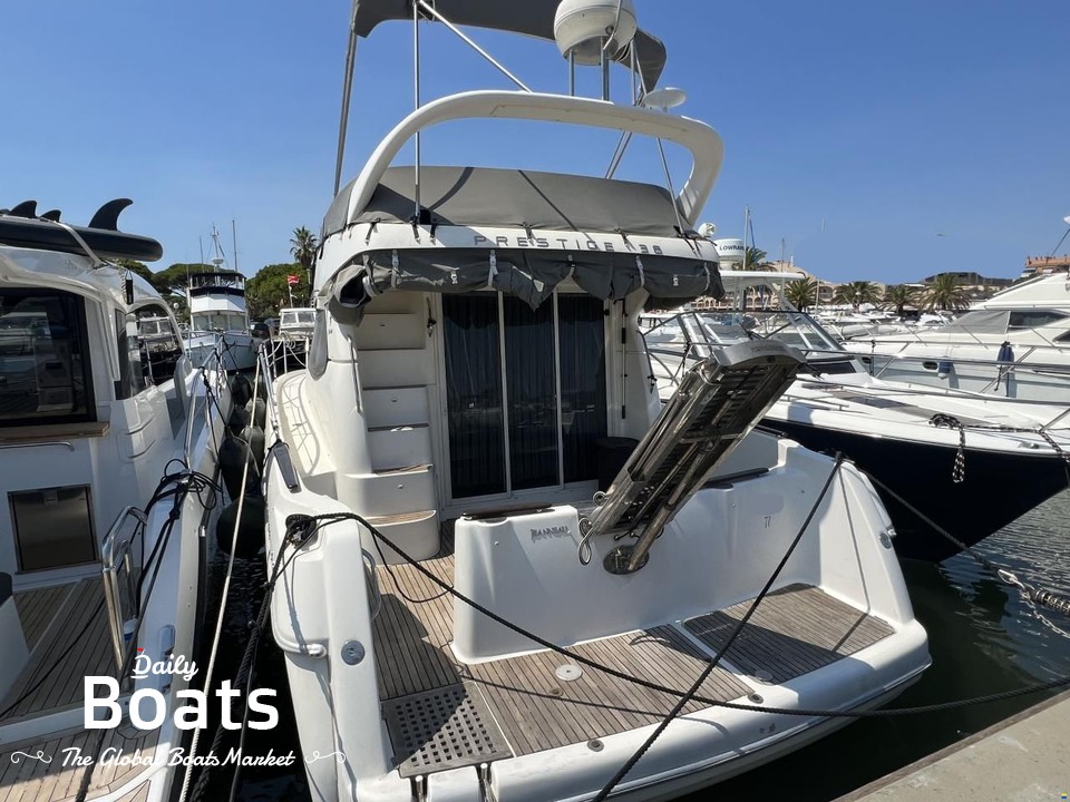 2000 Jeanneau Prestige 36 for sale. View price, photos and Buy 2000