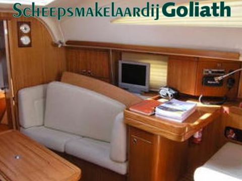 1999 Bavaria 42 for sale