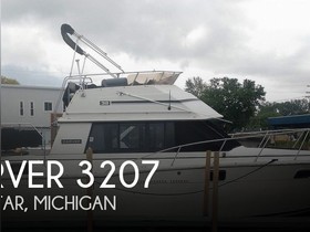 Carver Yachts 3207 Aft Cabin
