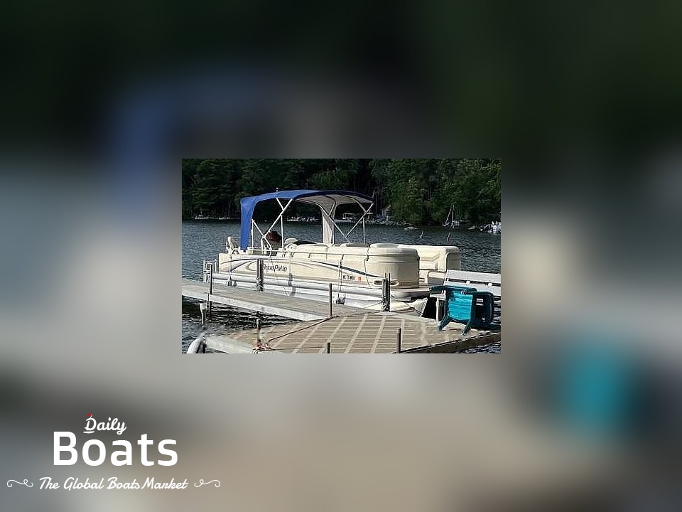 2005 Godfrey Marine Aqua Patio 240Df for sale. View price, photos and