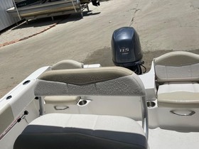 2013 Robalo Boats R180 Center Console на продаж