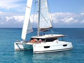 Fountaine Pajot Lucia 40