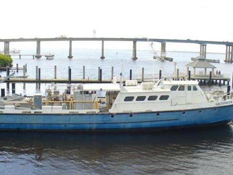 Swiftship 105 Salvage Vessel