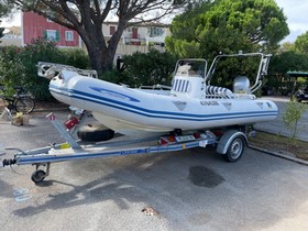 2001 Zodiac Medline for sale