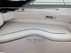 2004 Boston Whaler 290 Outrage