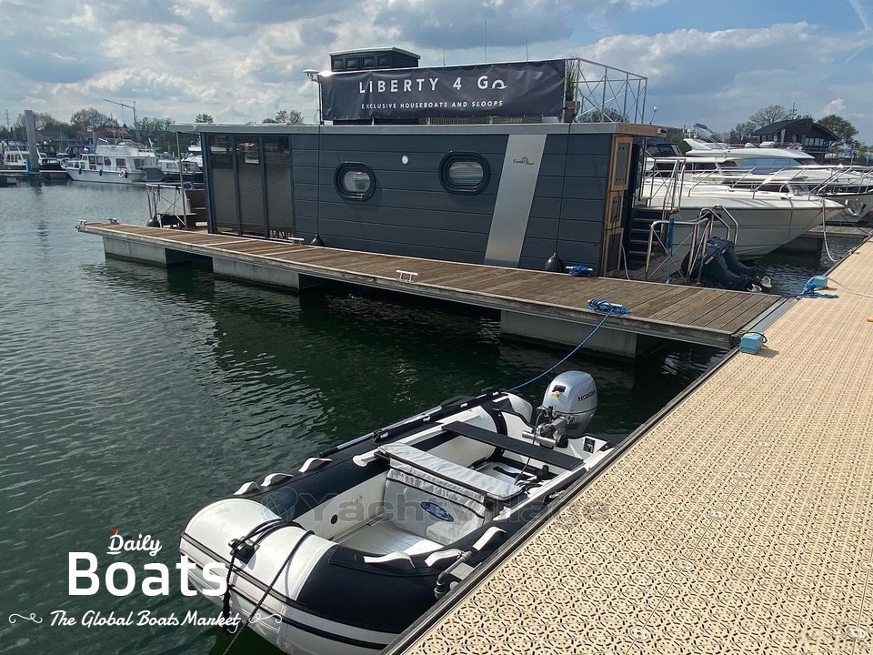 2022 Campi Boat 400 Per Direct Houseboat for sale. View price, photos