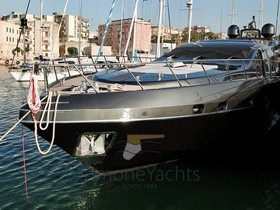 Kupić 2007 Overmarine Mangusta 92