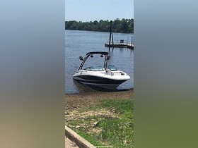 2017 Sea Ray Boats Sundeck in vendita