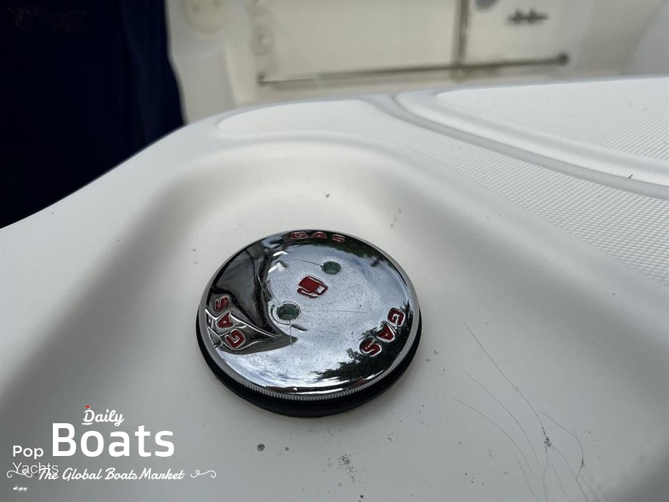 2005-boston-whaler-boats-235-conquest-for-sale-view-price-photos-and