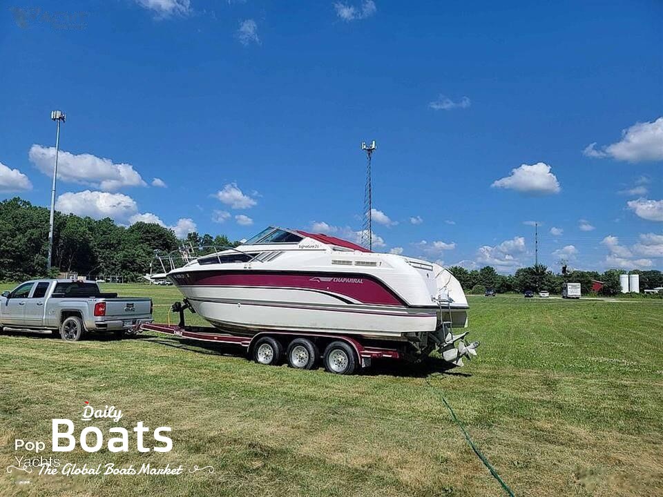 1992 Chaparral Boats 26 for sale. View price, photos and Buy 1992