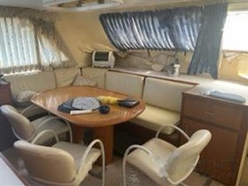 Koupit 1980 Broward Yachts 80 Raised Pilothouse Motor