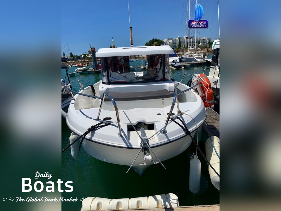 2016 Bénéteau Boats Barracuda 8 for sale. View price, photos and Buy