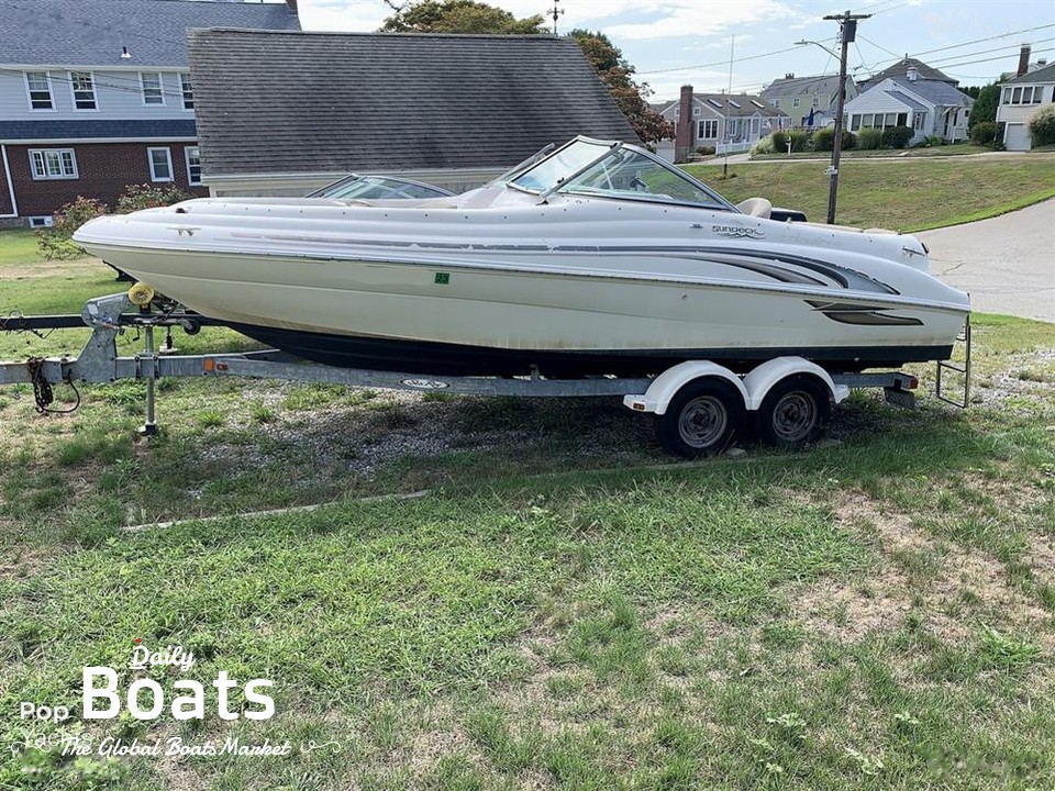 2002 Sea Ray Boats 210 for sale. View price, photos and Buy 2002 Sea