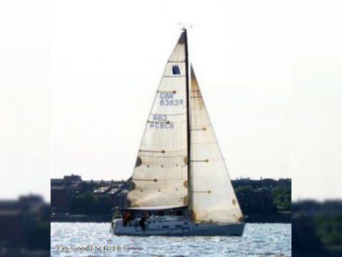 Seaquest Prima 38 Racing Cruiser