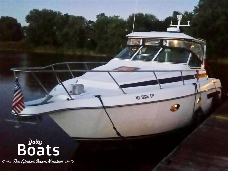 1991 Tiara Yachts 2700 Sport Cruiser for sale. View price, photos and