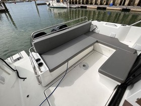 Купить 2018 Bénéteau Boats Antares 9
