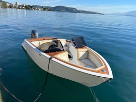 VTS Boats Flying Shark 5.7 Capri